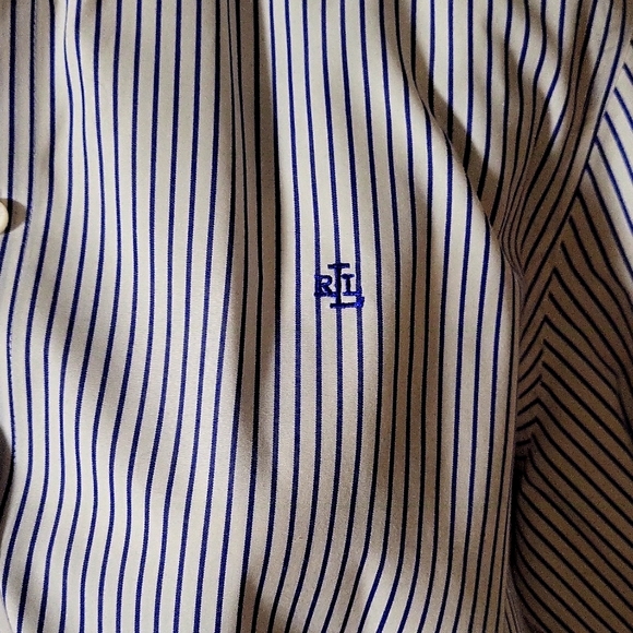 Polo shirts - Picture 2 of 10